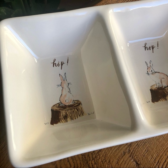 Easter Rae Dunn Hip Hop Rabbit catch-all tray/dish - Picture 2 of 6